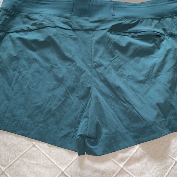 Athleta Trekkie North Short Teal Blue Green - Picture 11 of 13